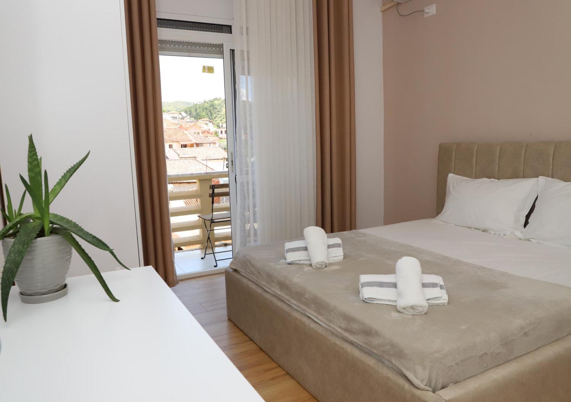 Beratinus Apartment In Berat Center Exterior photo